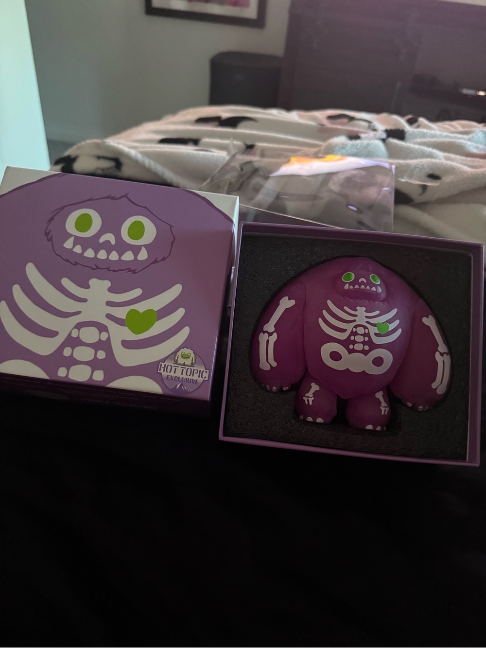 Purple Skeleton Chomp Hot Topic Exclusive